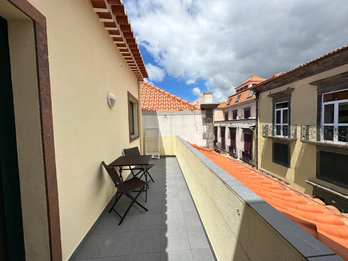 Apartamentos Da Carreira Funchal  Exteriör bild