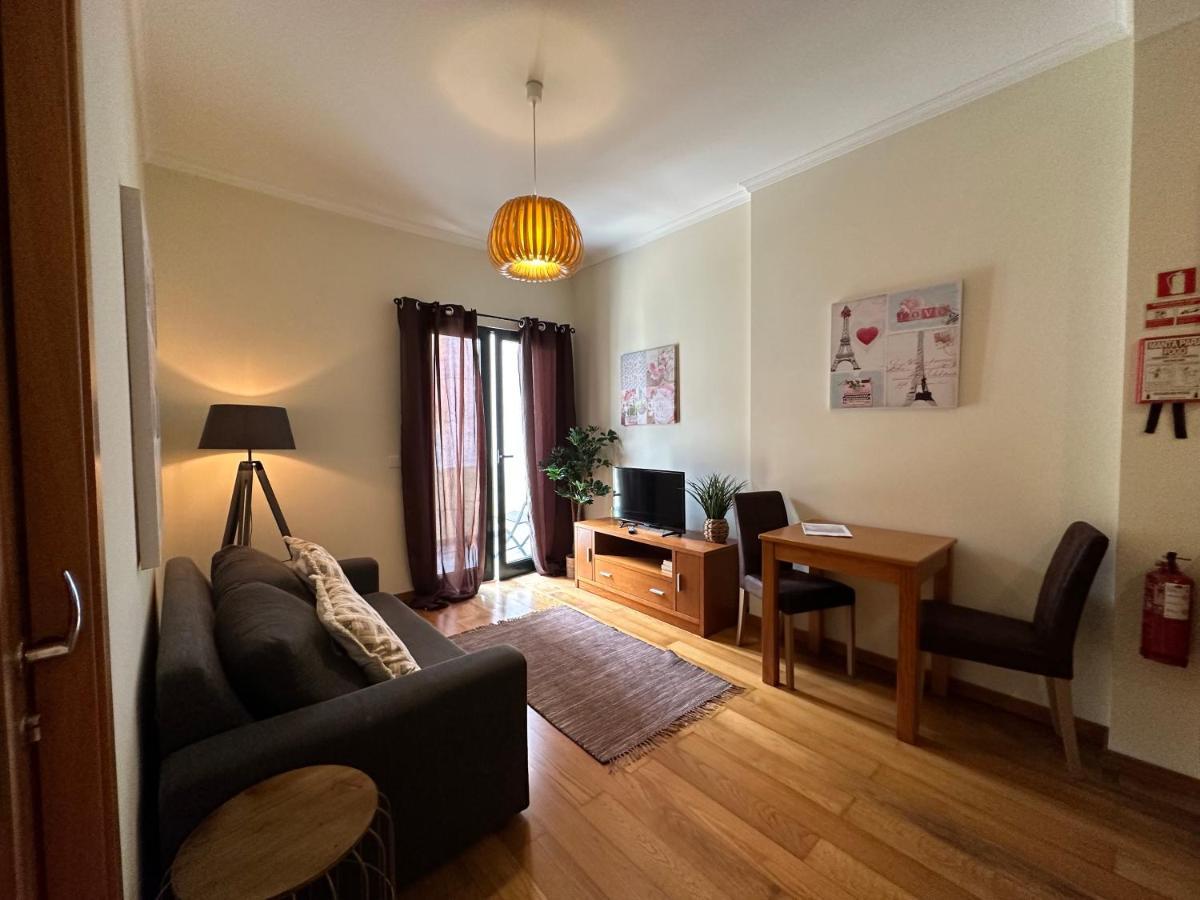 Apartamentos Da Carreira Funchal  Exteriör bild