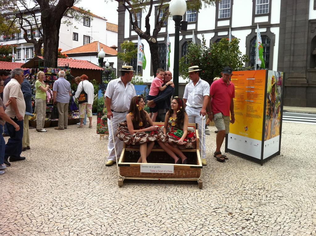Apartamentos Da Carreira Funchal  Rum bild